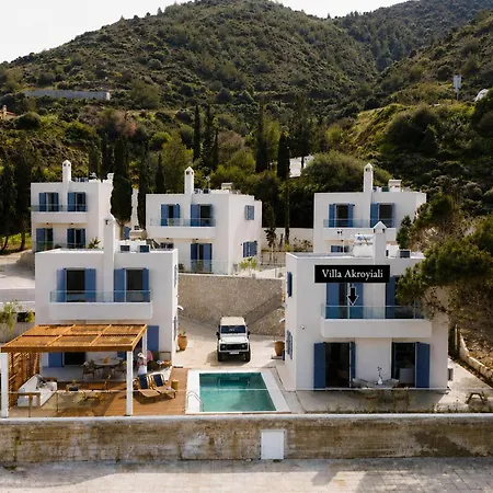 Villa Moonlight By Tangerine Homes *